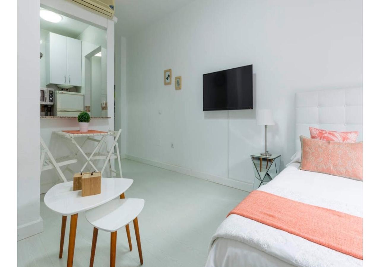 Lovely Studio At The City Heart! Málaga Eksteriør bilde